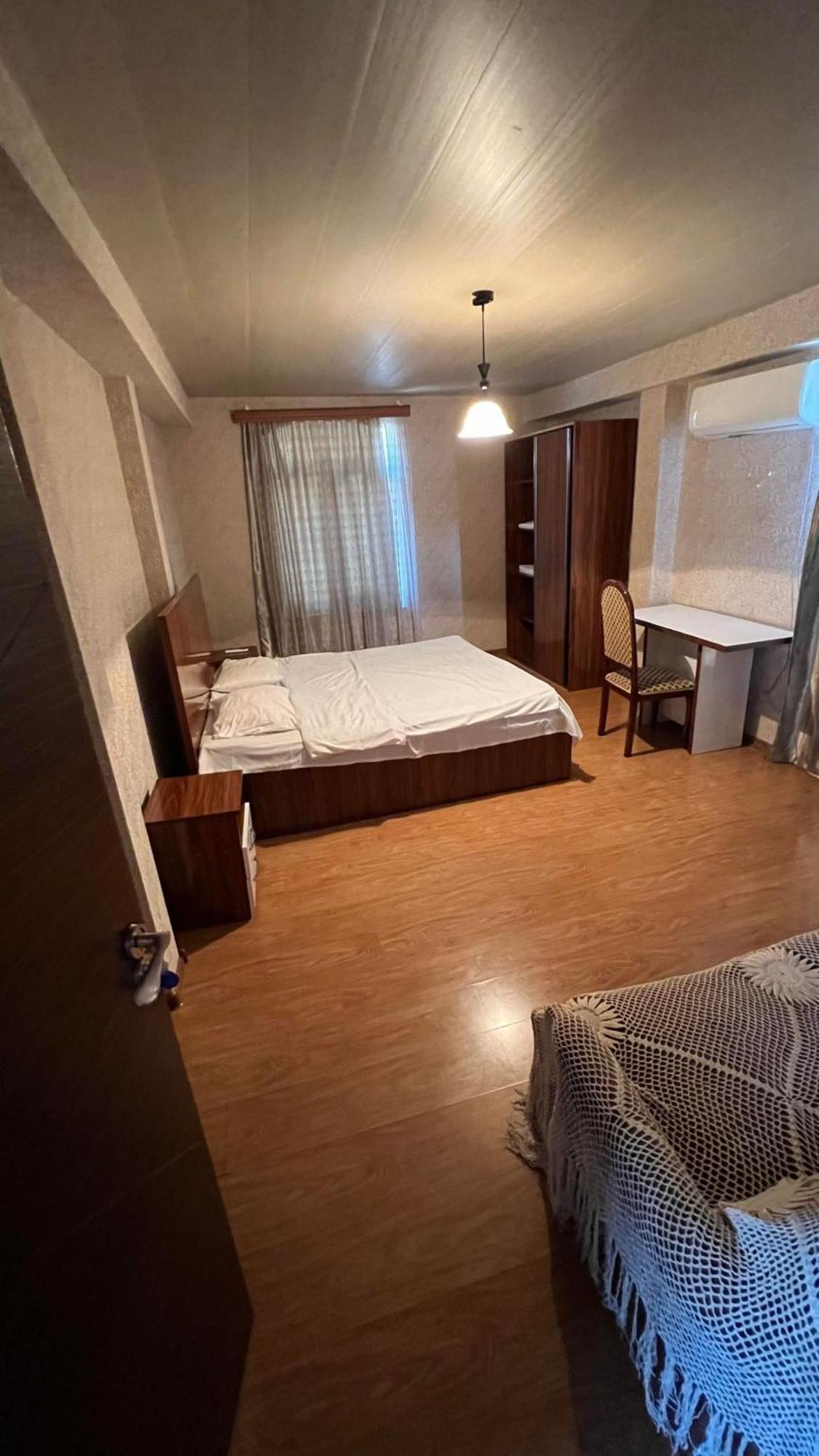 Marco Polo Hotel Kutaisi Bagian luar foto
