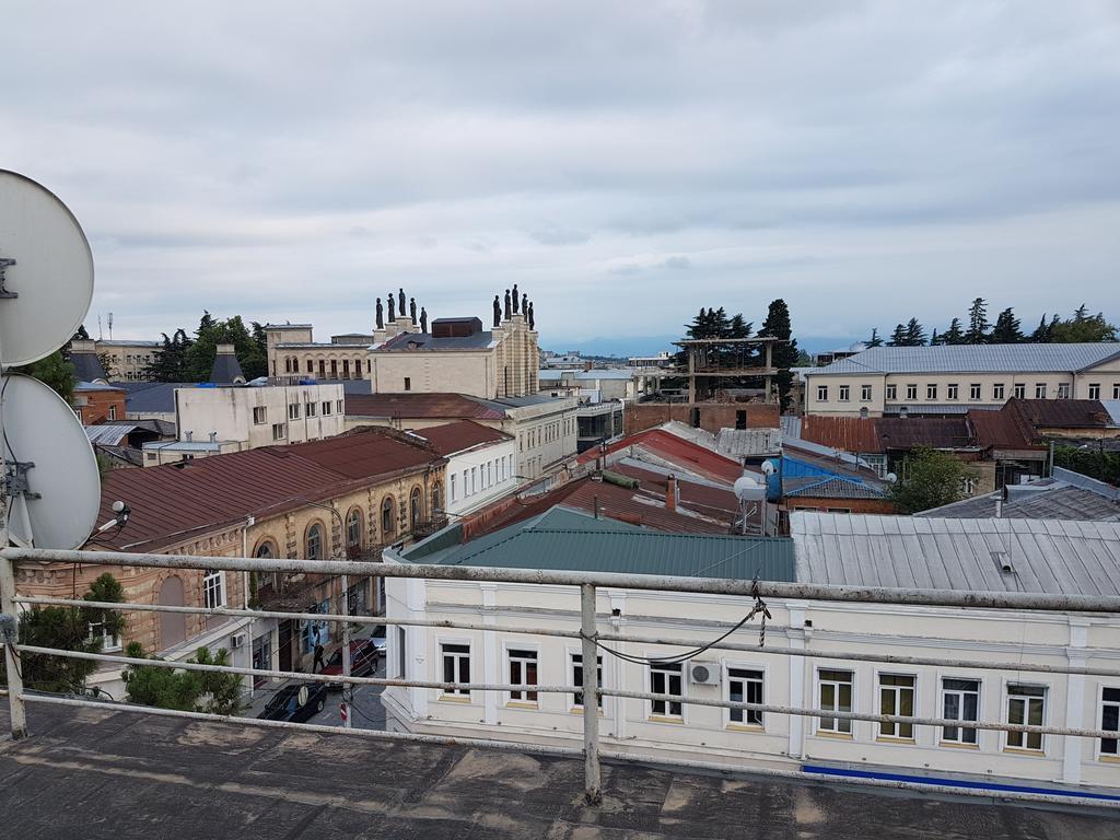 Marco Polo Hotel Kutaisi Bagian luar foto