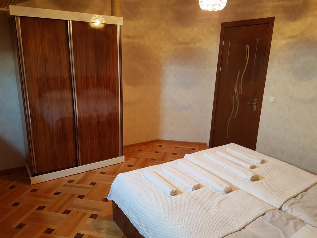 Marco Polo Hotel Kutaisi Bagian luar foto