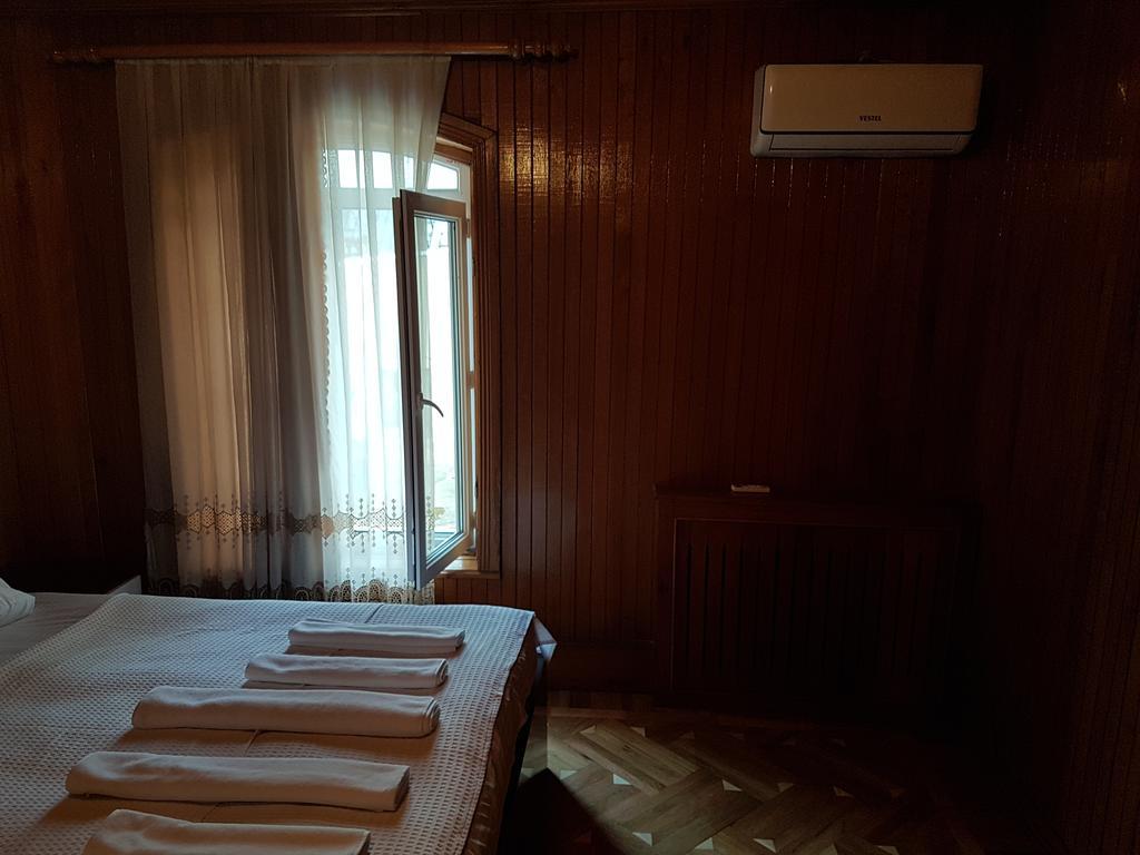 Marco Polo Hotel Kutaisi Bagian luar foto