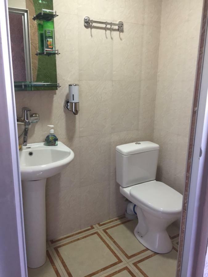 Marco Polo Hotel Kutaisi Bagian luar foto