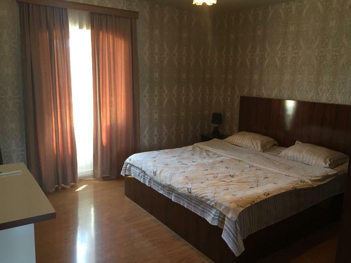 Marco Polo Hotel Kutaisi Bagian luar foto