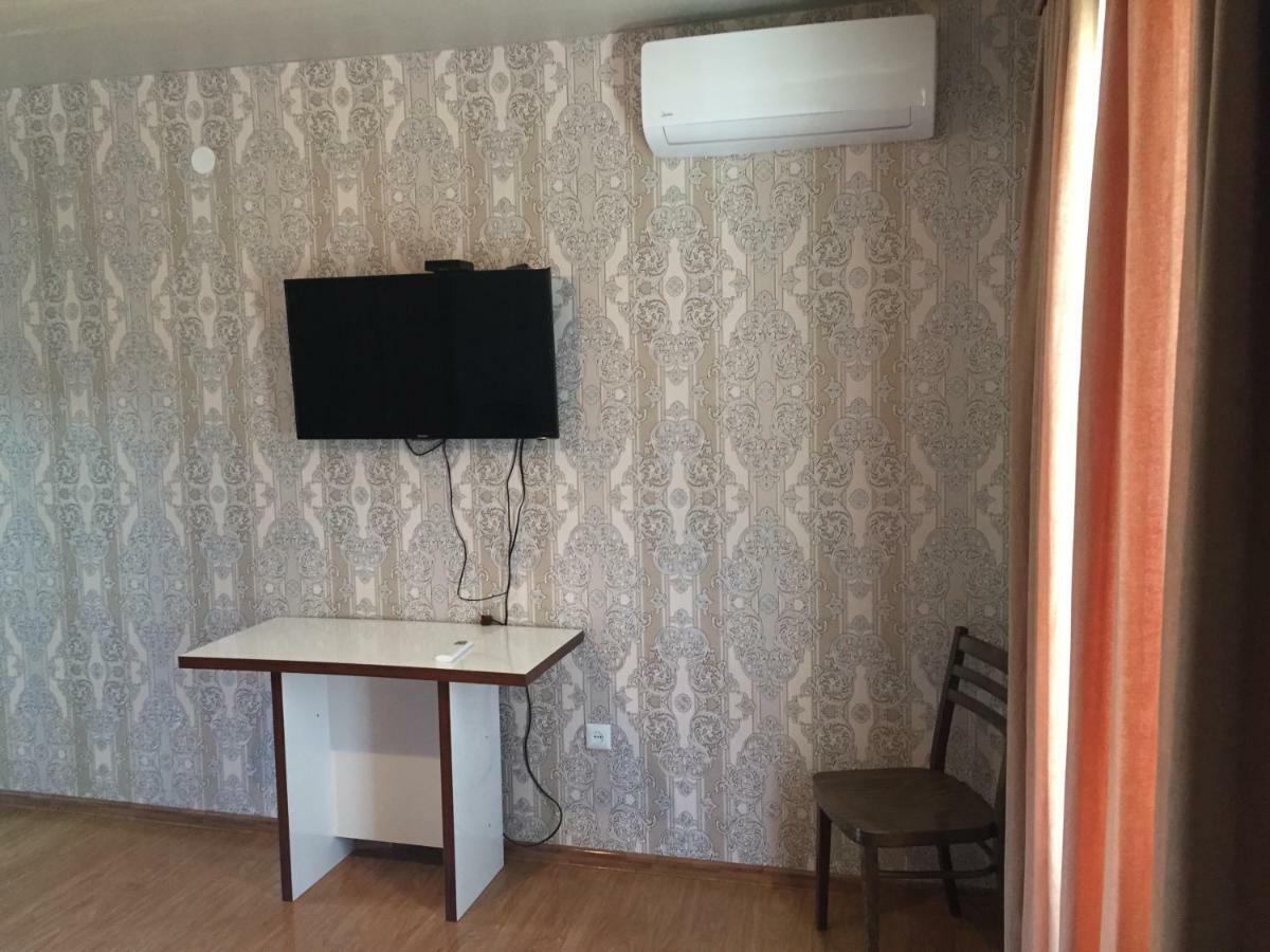Marco Polo Hotel Kutaisi Bagian luar foto